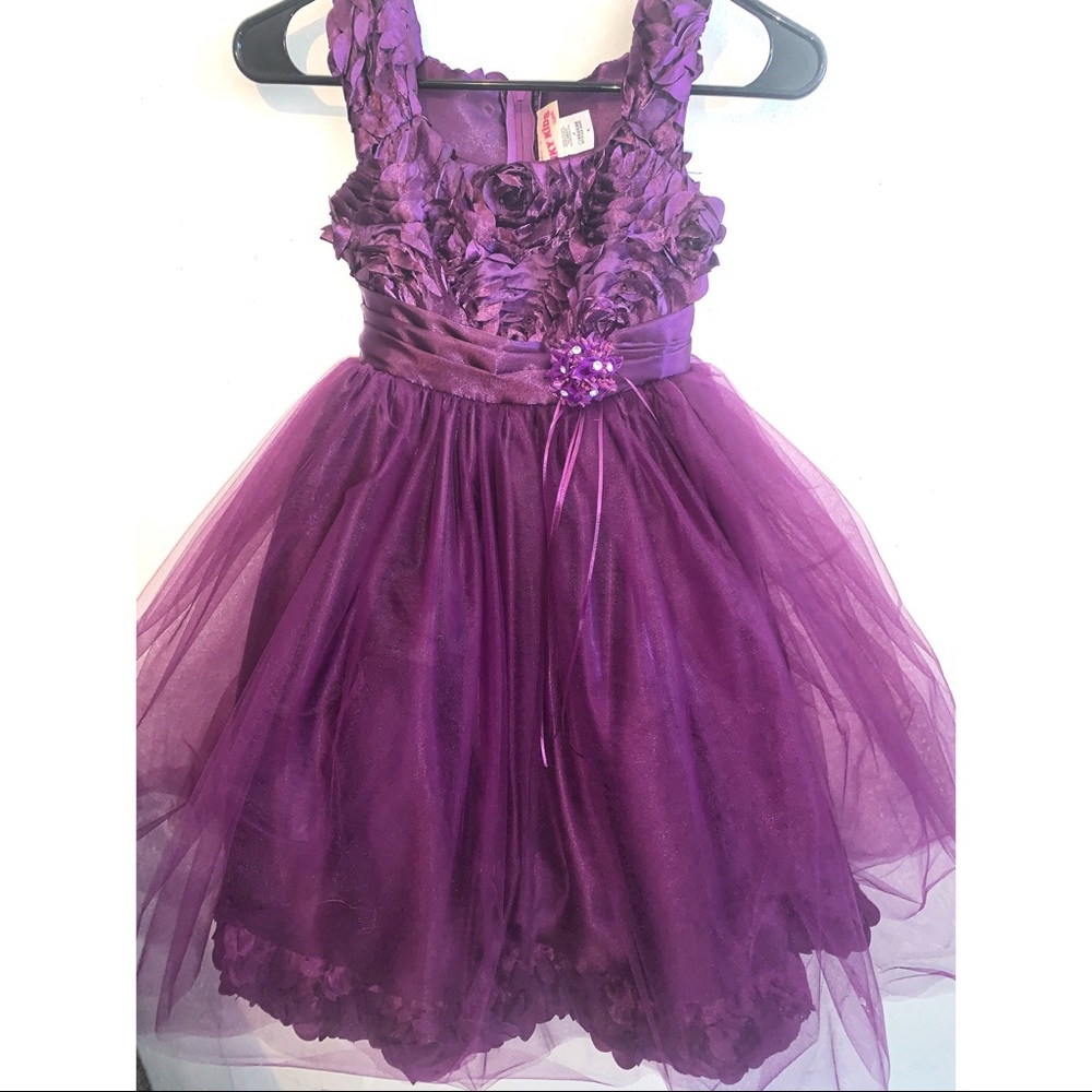 NEW Girls formal dress